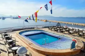 1-PISCINE LE GRAND LARGE