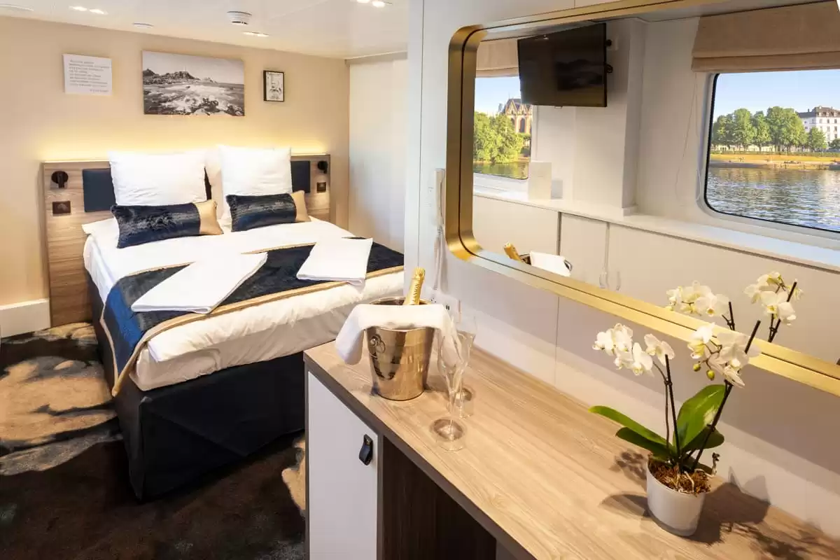 le Victor Hugo :   6