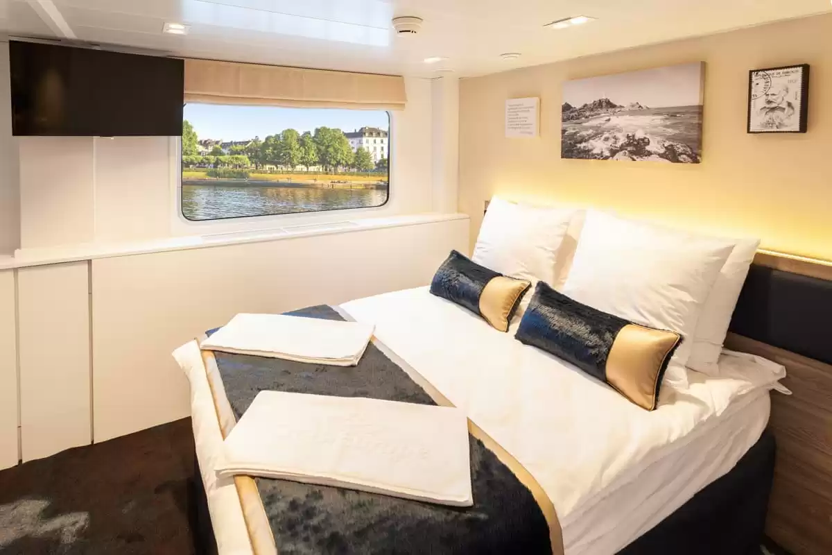 le Victor Hugo :   7