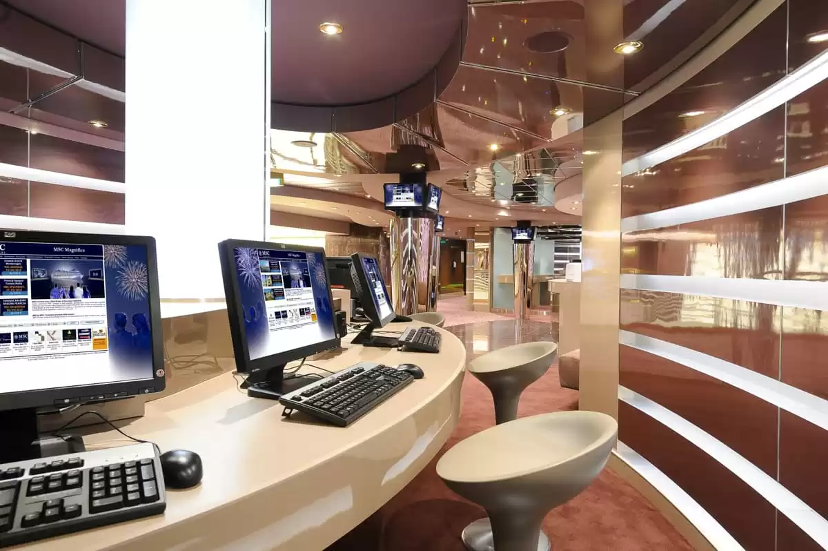 le MSC Magnifica :  cabine 84
