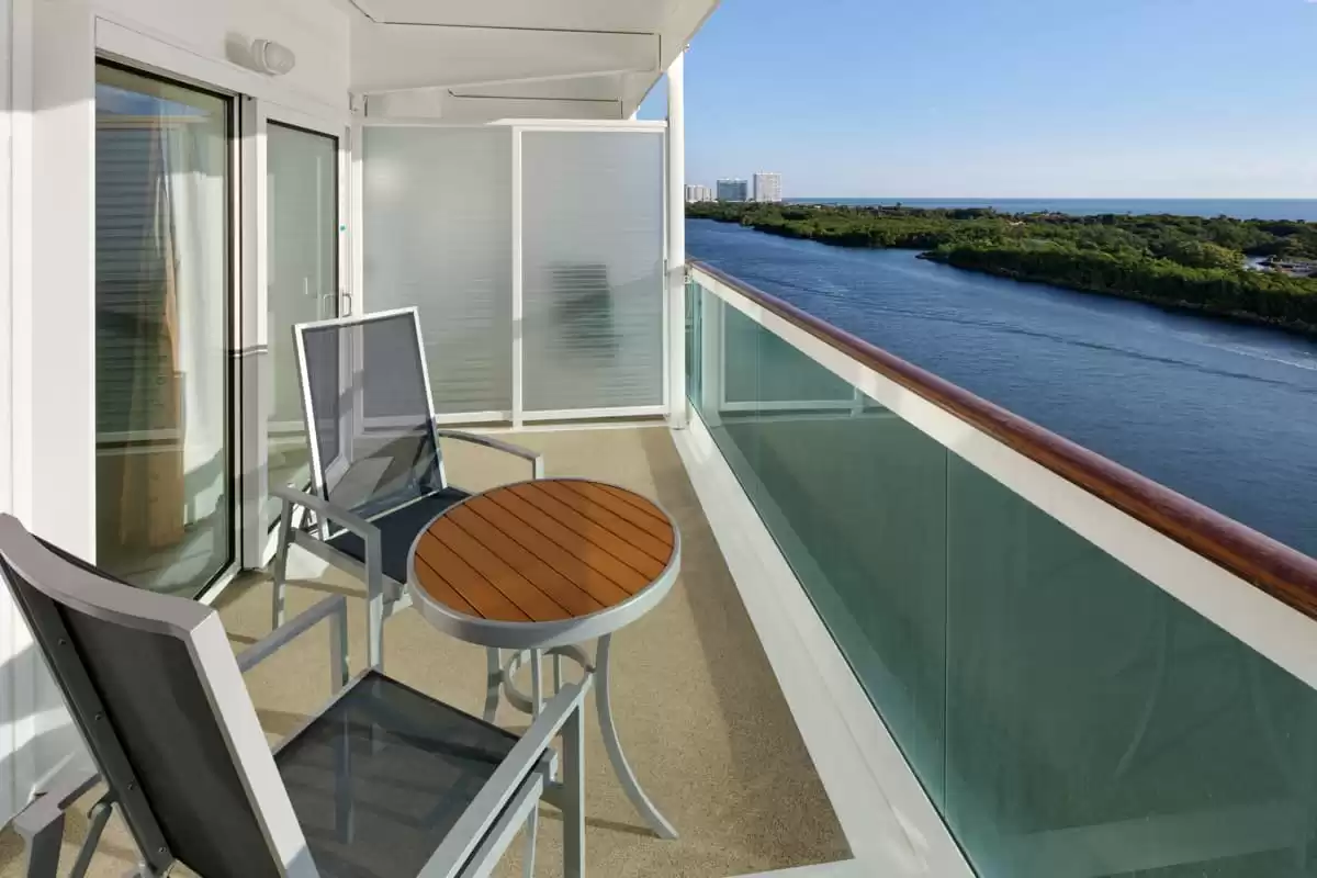 le Freedom of the Seas :   3