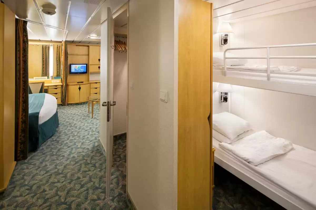 le Freedom of the Seas :   13