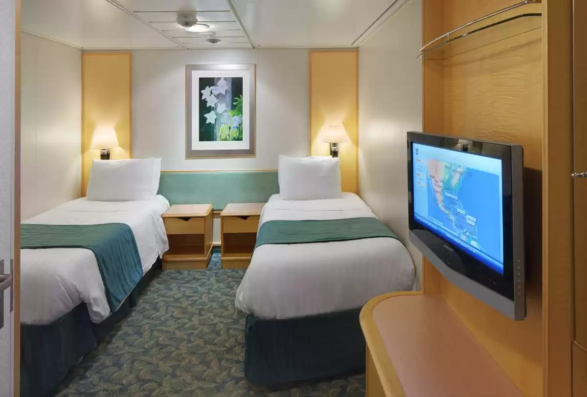 le Freedom of the Seas :   27