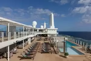 1-POOL DECK (PONT PISCINE)