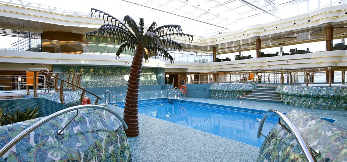 2- SIRENE POOL<br>BAIGNADE ENTRE CIEL & MER