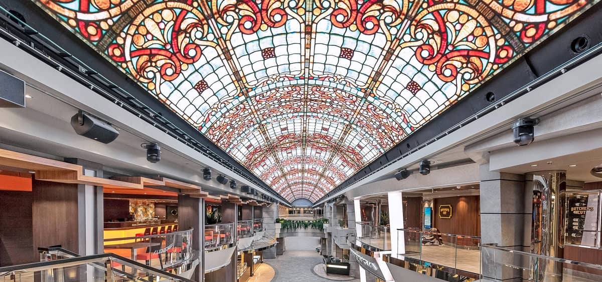 1- GALLERIA MERAVIGLIA<br>LE CŒUR BATTANT DU NAVIRE