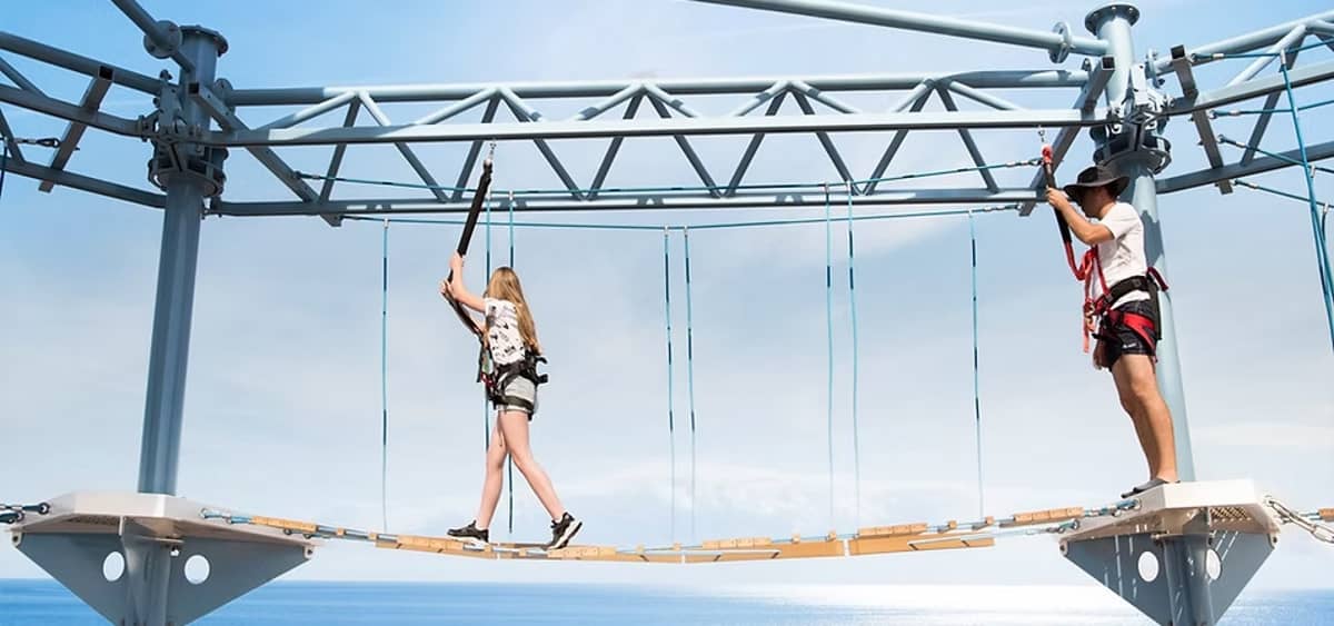 3- POLAR AQUAPARK & HIMALAYAN BRIDGE<br>AVENTURE EN PLEIN AIR