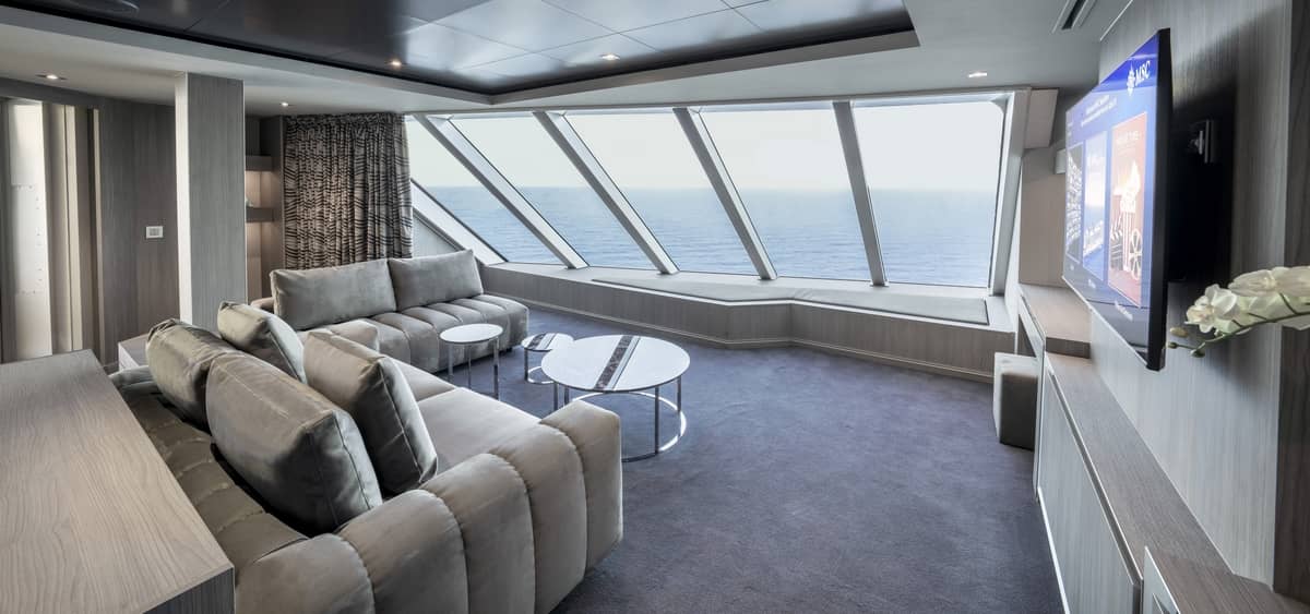 5- LE MSC YACHT CLUB<br>SUITES RAFFINÉES ET SERVICE SUR-MESURE