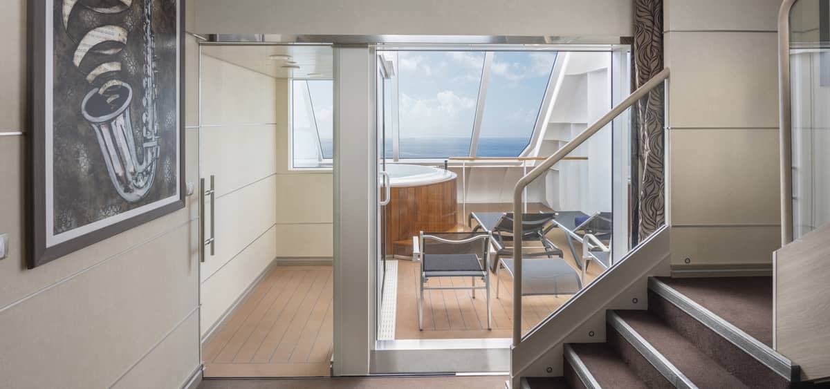 5- LE MSC YACHT CLUB<br>L’ESPACE PRIVILÉGIÉ DU MSC VIRTUOSA