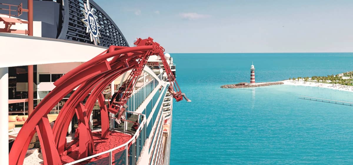 1- CLIFFHANGER<br>FRISSONS GARANTIS AU-DESSUS DE L’OCÉAN