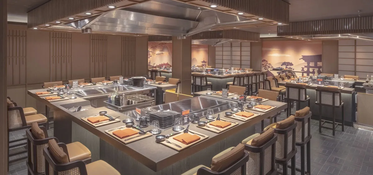 4- AVENTURE GASTRONOMIQUE À BORD<br>UN TOUR DU MONDE DES SAVEURS