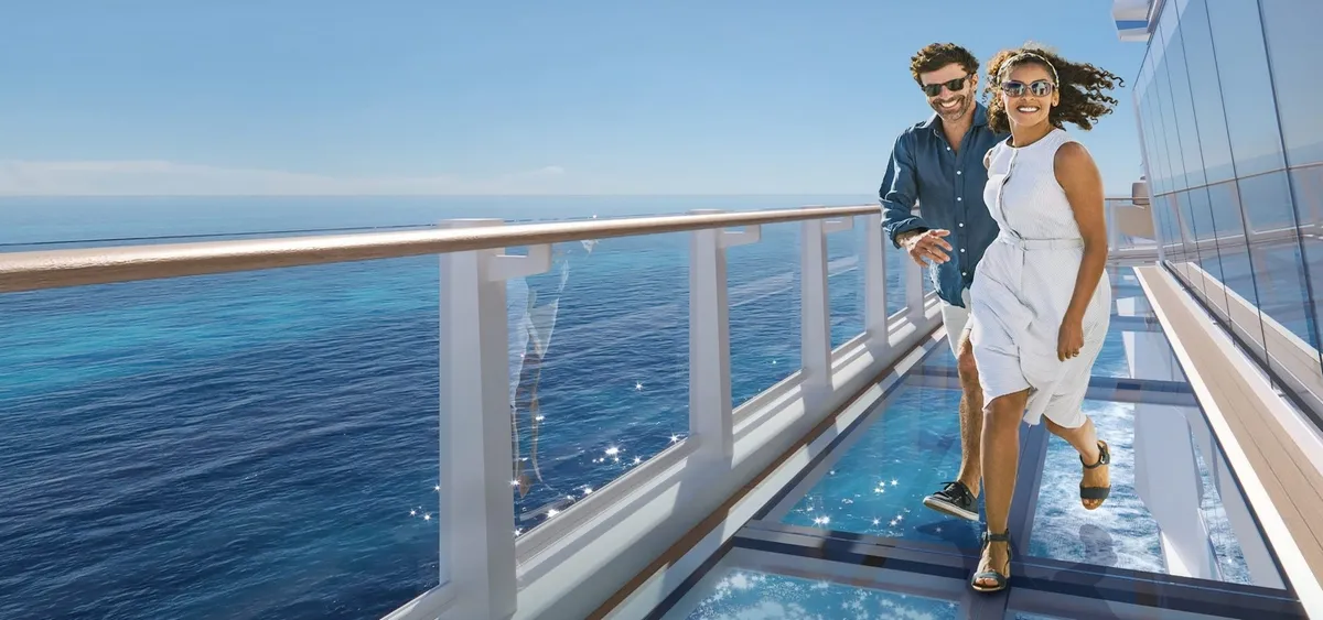 3- OCEANWALK<br> FRISSONS & PANORAMAS À 360° AU-DESSUS DES FLOTS