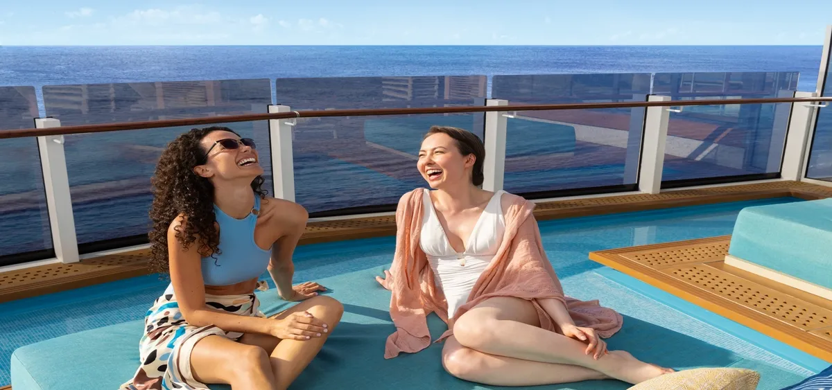 4- OCEAN BOULEVARD<br> LA PROMENADE PANORAMIQUE QUI FAIT LE TOUR DU NAVIRE