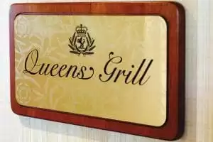 Queens Grill Experience