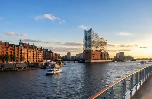 À Hambourg