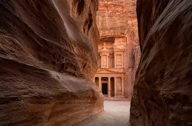 Dans le Siq