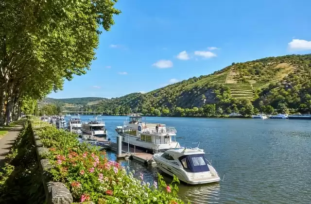 Depuis les quais de Remich