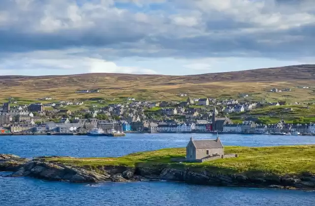 Aux Shetland