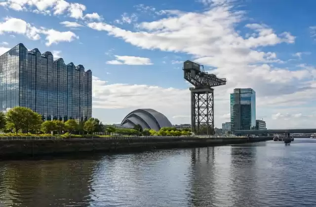 À Glasgow depuis Greenock