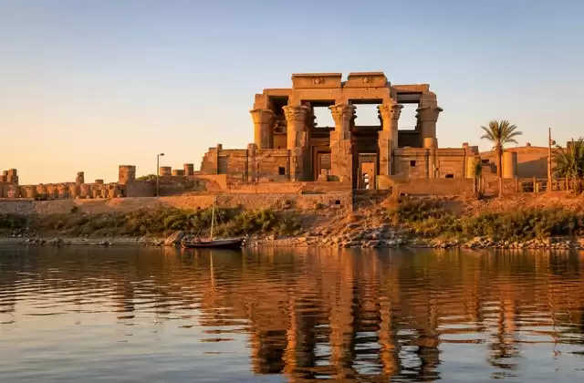 Kom Ombo au coucher du soleil