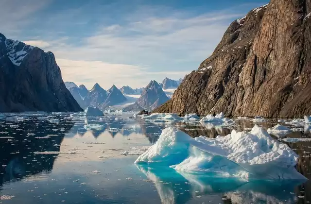 Naviguer dans Scoresby Sund