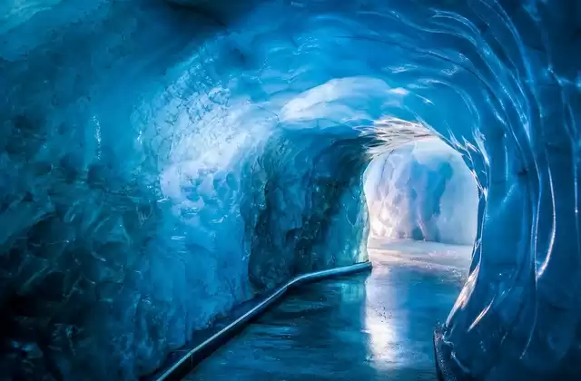 Grotte de glace au musée Perlan