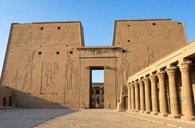 Le temple d'Horus à Edfou