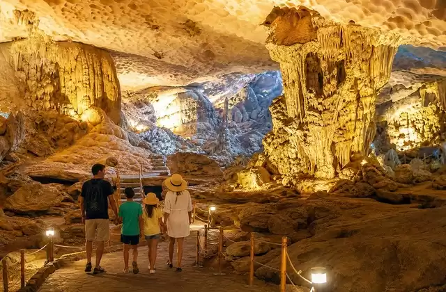 Grotte de Sung Sot