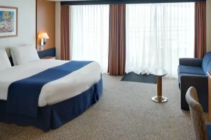 Cabine spacieuse avec vue sur la mer et balcon