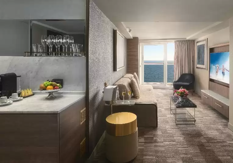 Suite de l'Armateur avec chambre principale et balcon (Poupe)